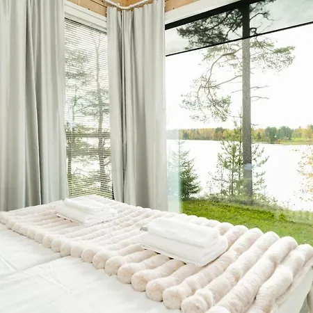 Apartment Riverside Log Villa, Sauna By Lapland Host *